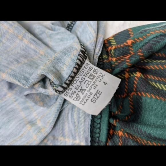 Missguided Green Midi Tartan Dress - Picture 3 of 4